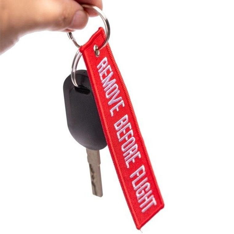Remove before flight, brelok