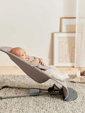 BabyBjörn, Bliss Woven, leżaczek, piaskowo-szary