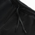 Czarne spodnie dresowe regular NOWEAR
