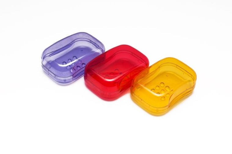 Mydelniczka turystyczna, plastikowa, zamykana