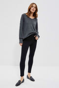 Spodnie jeansowe damskie, push up, czarne, Moodo